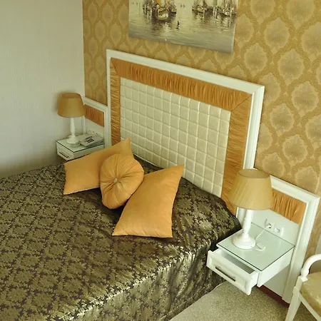 Pen Hotell 3*