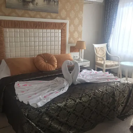 Pen 3* Isztambul