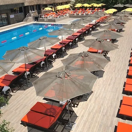 Szálloda Pen 3*